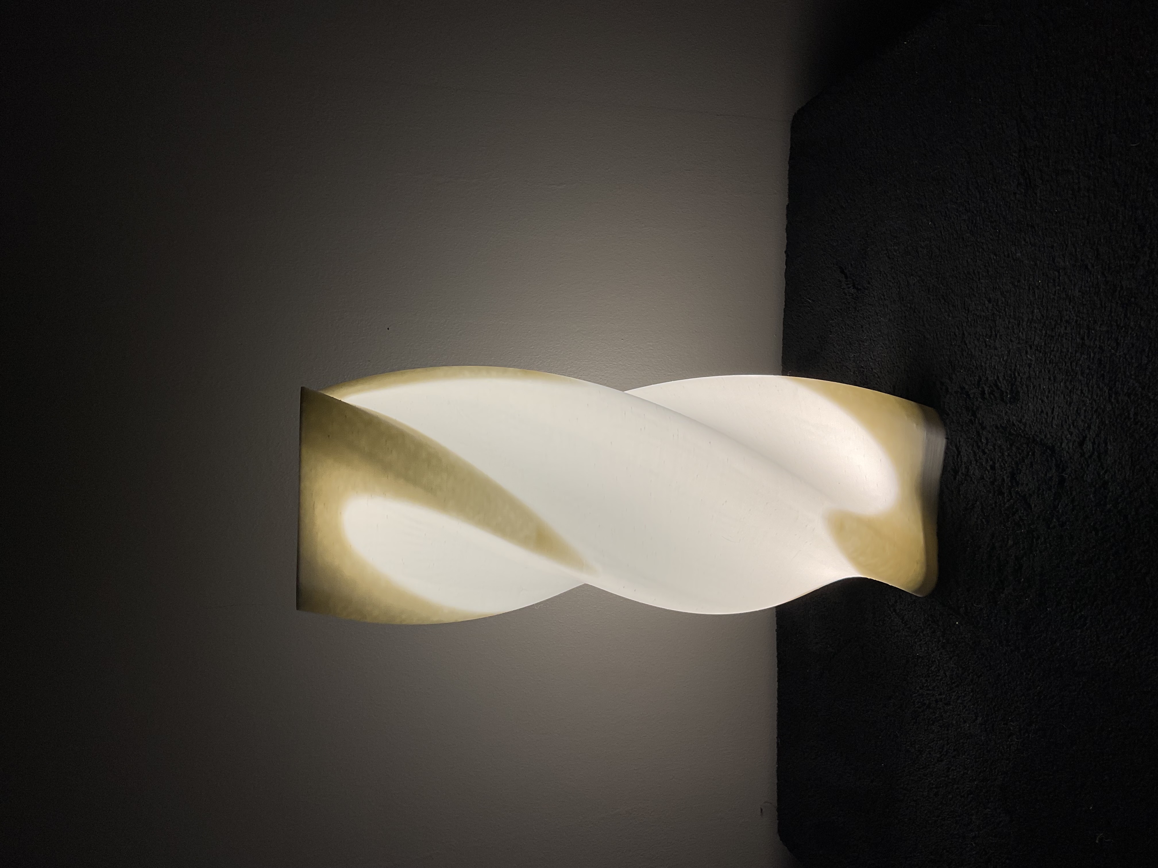 Lampe grande torsade